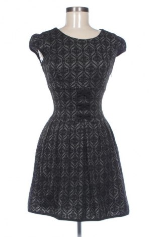 Šaty  Caramel, Velikost XS, Barva Vícebarevné, Cena  556,00 Kč