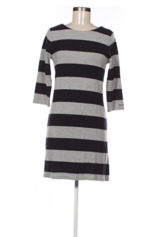 Рокля Gant, Размер M, Цвят Многоцветен, Цена 28,99 €