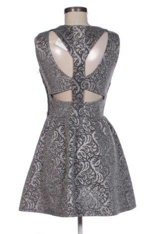 Šaty  H&M, Velikost S, Barva Vícebarevné, Cena  176,00 Kč