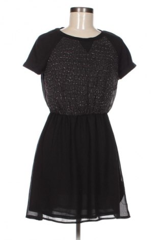 Šaty  H&M Divided, Velikost M, Barva Černá, Cena  299,00 Kč