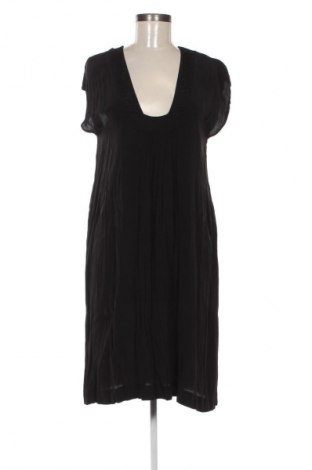 Sukienka Masai, Rozmiar L, Kolor Czarny, Cena 219,38 zł