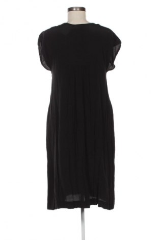 Sukienka Masai, Rozmiar L, Kolor Czarny, Cena 219,38 zł