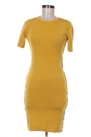 Ruha Nikkie, Méret M, Szín Sárga, Ár 3 729 Ft