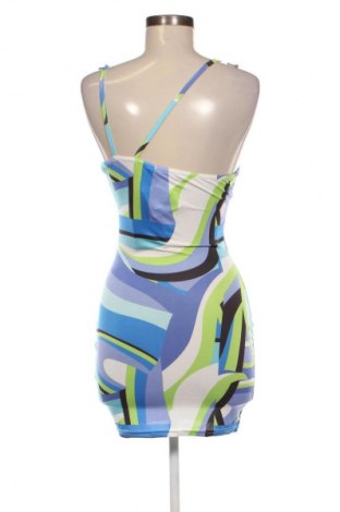 Šaty  Pretty Little Thing, Velikost XS, Barva Vícebarevné, Cena  146,00 Kč