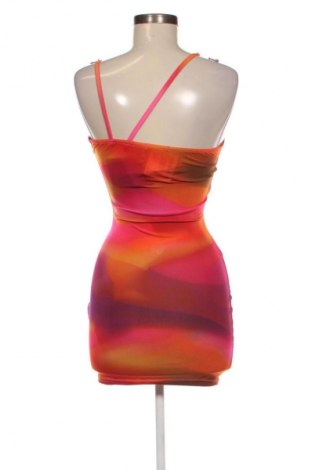 Šaty  Pretty Little Thing, Velikost XS, Barva Vícebarevné, Cena  129,00 Kč