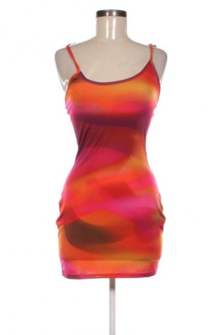 Šaty  Pretty Little Thing, Velikost M, Barva Vícebarevné, Cena  119,00 Kč