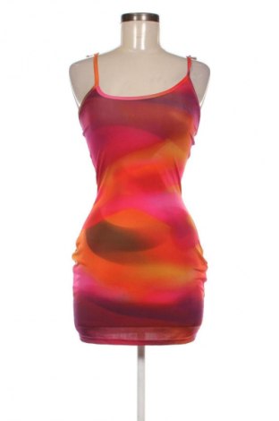 Šaty  Pretty Little Thing, Velikost M, Barva Vícebarevné, Cena  119,00 Kč