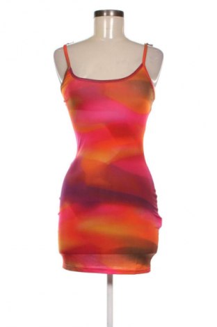 Šaty  Pretty Little Thing, Velikost S, Barva Vícebarevné, Cena  142,00 Kč