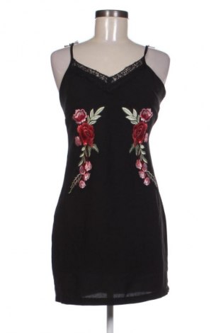 Šaty  Pretty Little Thing, Velikost M, Barva Černá, Cena  139,00 Kč