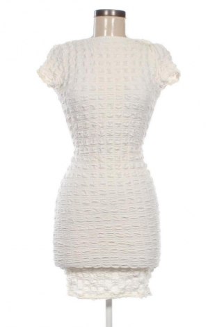 Šaty  Pull&Bear, Velikost XS, Barva Bílá, Cena  169,00 Kč