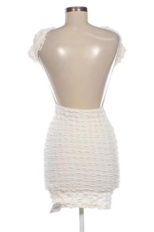 Šaty  Pull&Bear, Velikost XS, Barva Bílá, Cena  169,00 Kč