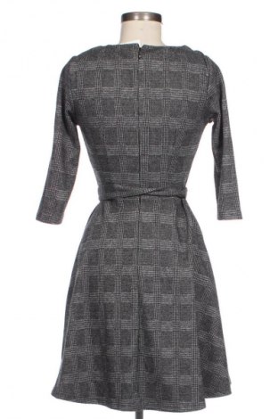 Kleid Reserved, Größe S, Farbe Mehrfarbig, Preis 3,99 €