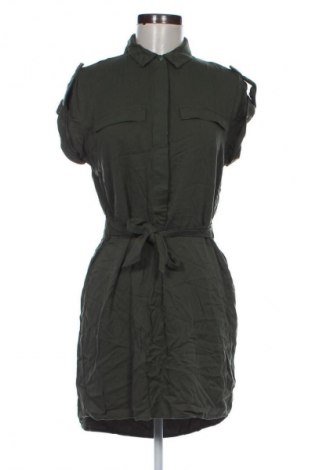 Kleid Reserved, Größe S, Farbe Grün, Preis 12,99 €