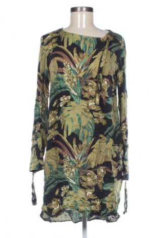 Šaty  Reserved, Velikost S, Barva Vícebarevné, Cena  79,00 Kč