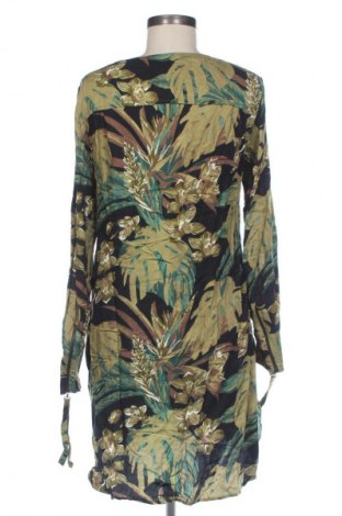 Šaty  Reserved, Velikost S, Barva Vícebarevné, Cena  79,00 Kč