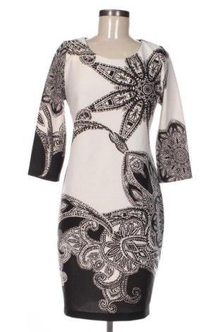 Šaty  Rinascimento, Velikost M, Barva Vícebarevné, Cena  769,00 Kč