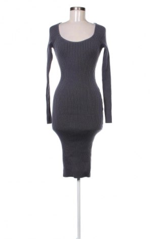 Sukienka SHEIN, Rozmiar XS, Kolor Szary, Cena 35,24 zł