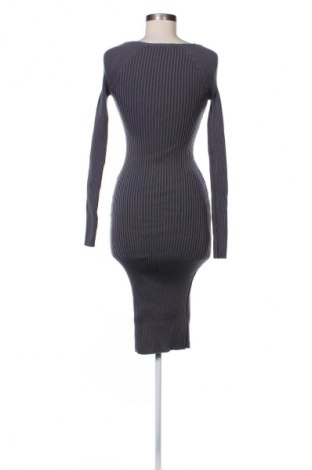 Sukienka SHEIN, Rozmiar XS, Kolor Szary, Cena 35,24 zł