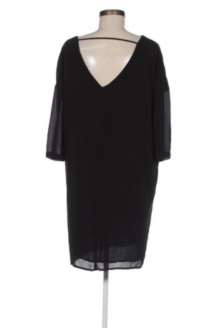Šaty  Saint Tropez, Velikost M, Barva Černá, Cena  189,00 Kč