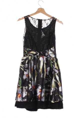 Ruha Unbranded, Méret M, Szín Sokszínű, Ár 4 809 Ft