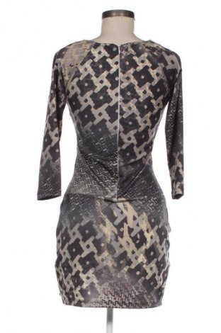 Šaty  Unbranded, Velikost M, Barva Vícebarevné, Cena  79,00 Kč