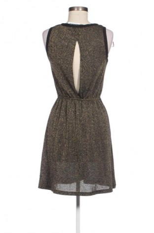 Šaty  VILA, Velikost XS, Barva Vícebarevné, Cena  109,00 Kč