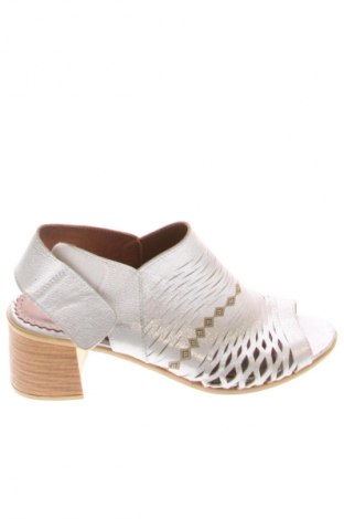 Σανδάλια Dasha, Μέγεθος 40, Χρώμα Ασημί, Τιμή 50,99 €