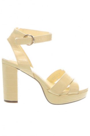 Σανδάλια Mohito, Μέγεθος 39, Χρώμα Κίτρινο, Τιμή 23,49 €