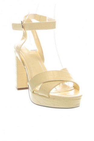 Σανδάλια Mohito, Μέγεθος 39, Χρώμα Κίτρινο, Τιμή 23,49 €