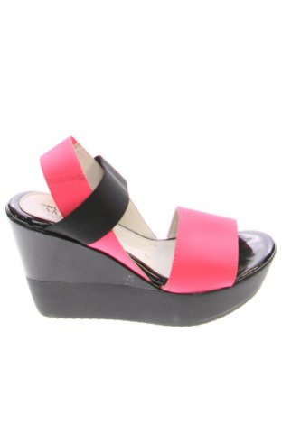 Σανδάλια Unbranded, Μέγεθος 35, Χρώμα Πολύχρωμο, Τιμή 15,02 €