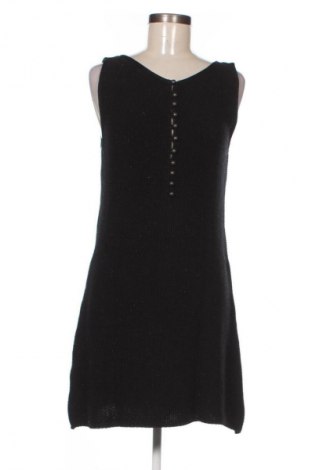 Dámské šaty s tráky Unbranded, Velikost M, Barva Černá, Cena  79,00 Kč