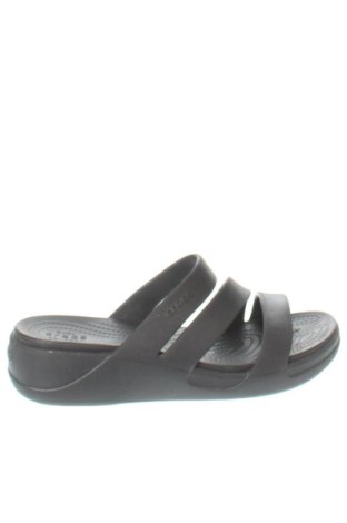 Γυναικείες παντόφλες Crocs, Μέγεθος 40, Χρώμα Μαύρο, Τιμή 63,48 €, #138036393