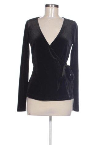 Damen Shirt NA-KD, Größe XS, Farbe Schwarz, Preis 7,00 €, #138066906