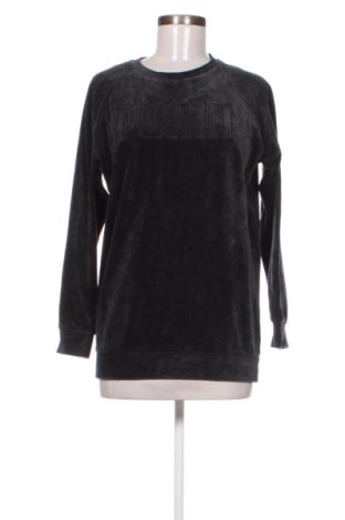 Bluză de femei PUMA, Mărime M, Culoare Negru, Preț 236,21 Lei, #138071248