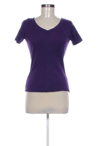 Tricou de femei Unbranded, Mărime S, Culoare Mov, Preț 47,24 Lei, #138056104