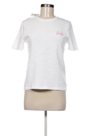 Tricou de femei Barbie, Mărime M, Culoare Alb, Preț 33,48 Lei, #138047008