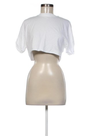Női póló Bershka, Méret XS, Szín Fehér, Ár 3 191 Ft, #138060285
