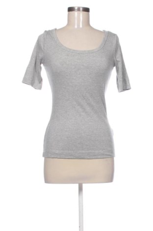 Tricou de femei H&M, Mărime M, Culoare Gri, Preț 52,08 Lei, #138061799