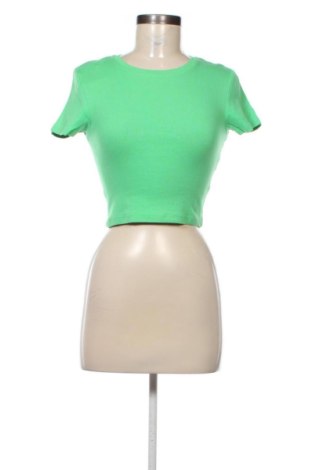 Tricou de femei FSBN Sister, Mărime S, Culoare Verde, Preț 41,99 Lei, #138076307