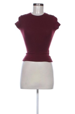Tricou de femei Bershka, Mărime S, Culoare Roșu, Preț 47,24 Lei, #138056477