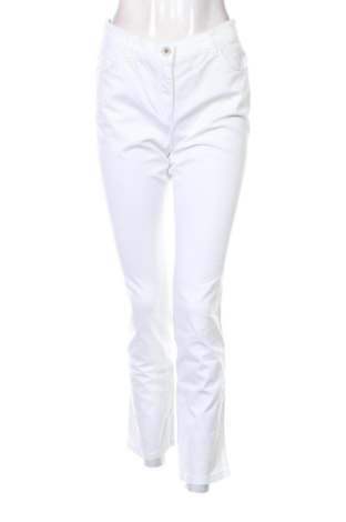Blugi de femei Brax, Mărime M, Culoare Alb, Preț 141,35 Lei, #138048375