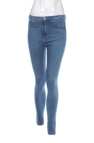Damskie jeansy Amisu, Rozmiar M, Kolor Niebieski, Cena 46,00 zł, #138048936