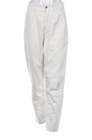Damskie jeansy Mango, Rozmiar S, Kolor ecru, Cena 70,97 zł, #138052249