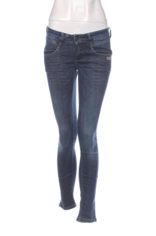 Blugi de femei Gang, Mărime S, Culoare Albastru, Preț 136,39 Lei, #138053067