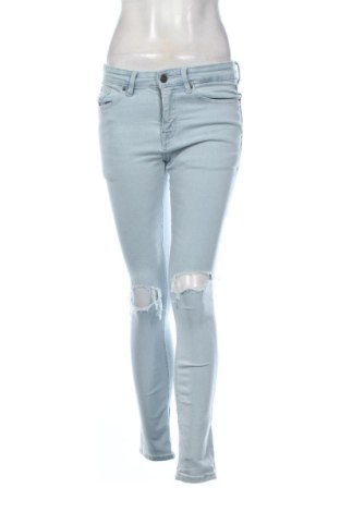 Damskie jeansy Pull&Bear, Rozmiar S, Kolor Niebieski, Cena 55,04 zł, #138056091