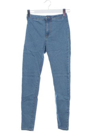 Damskie jeansy Bershka, Rozmiar XS, Kolor Niebieski, Cena 55,04 zł, #138059348