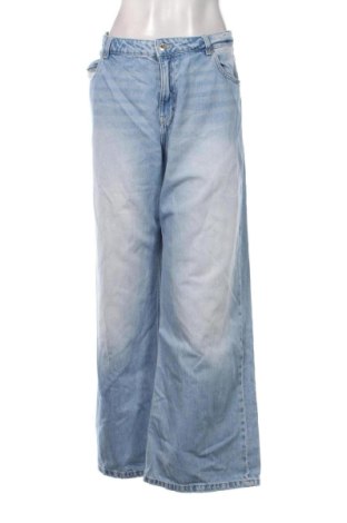 Γυναικείο Τζίν Bershka, Μέγεθος XXL, Χρώμα Μπλέ, Τιμή 14,47 €, #138062128
