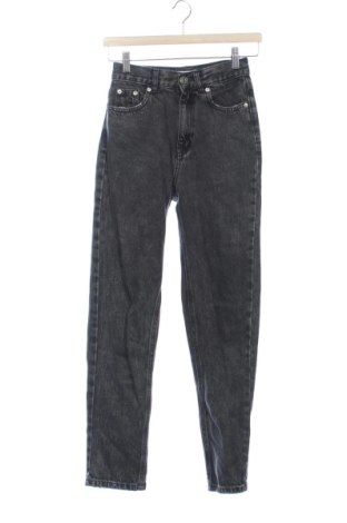 Blugi de femei Pull&Bear, Mărime XXS, Culoare Negru, Preț 78,74 Lei, #138063469