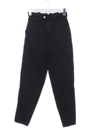 Damskie jeansy Stradivarius, Rozmiar XS, Kolor Czarny, Cena 55,04 zł, #138065832