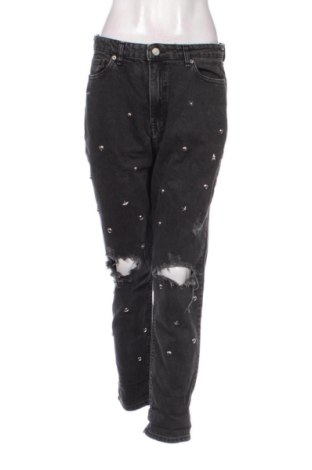 Damskie jeansy Bershka, Rozmiar L, Kolor Czarny, Cena 80,44 zł, #138066106